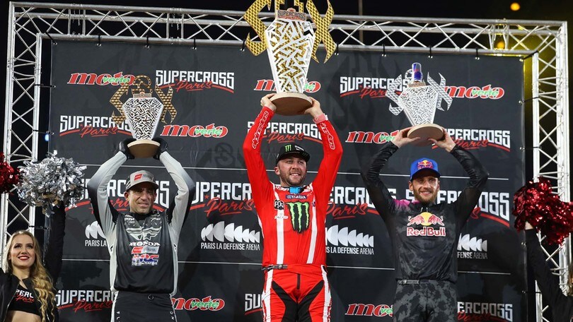 Supercross di Parigi: Tomac re del sabato sera