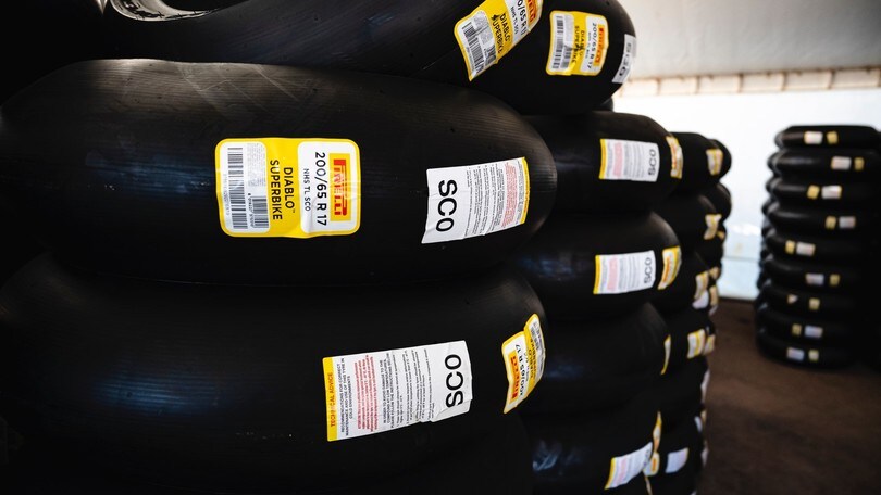 SBK Phillip Island, Pirelli si tutela: niente SCQ e SCX, 2 nuove SC0 al posteriore