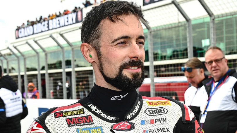 SBK Australia: frattura all’anca per Laverty