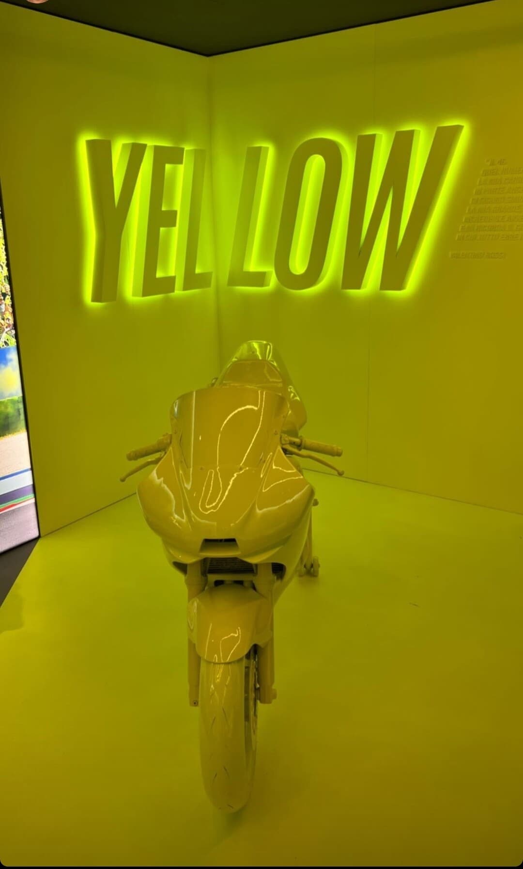 MotoGP: Valentino Rossi, inaugurato il nuovo VR46 Store a Tavullia
