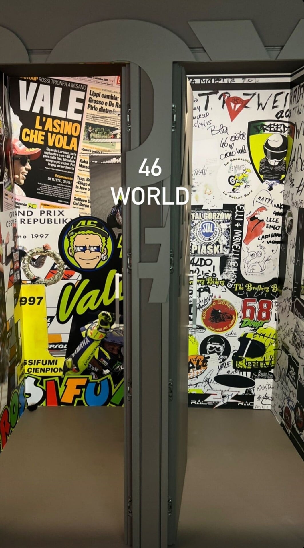MotoGP: Valentino Rossi, inaugurato il nuovo VR46 Store a Tavullia