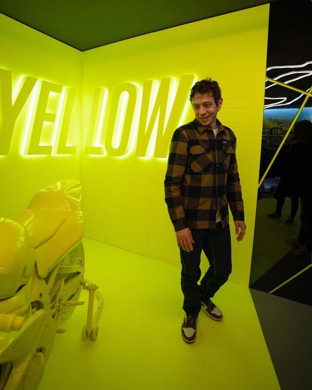 MotoGP: Valentino Rossi, inaugurato il nuovo VR46 Store a Tavullia