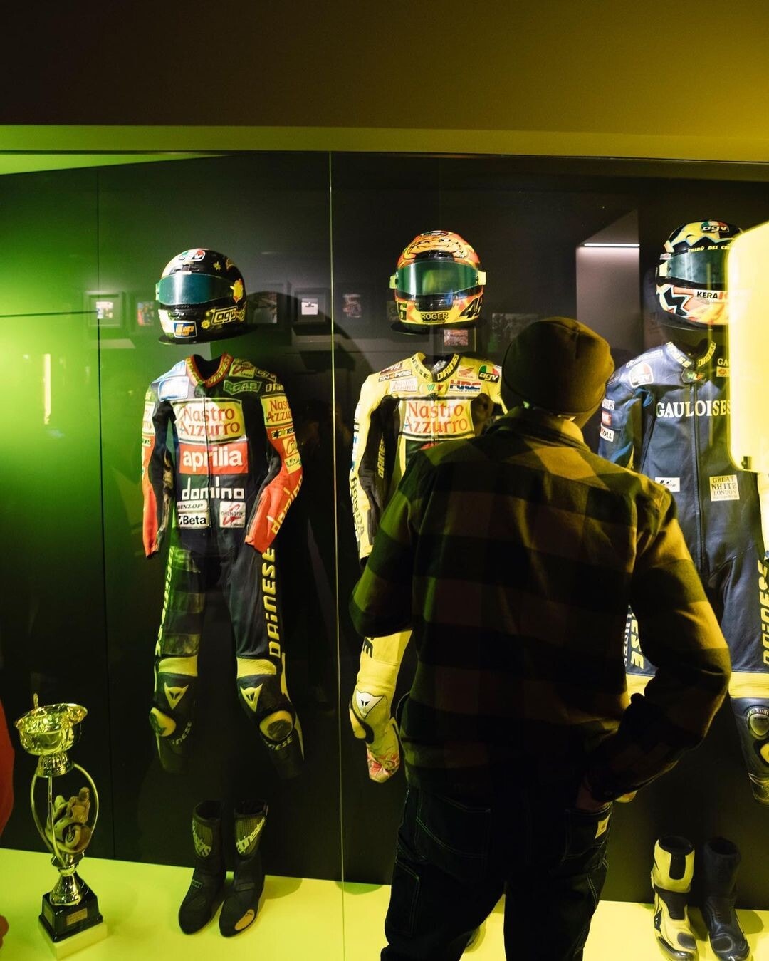 MotoGP: Valentino Rossi, inaugurato il nuovo VR46 Store a Tavullia