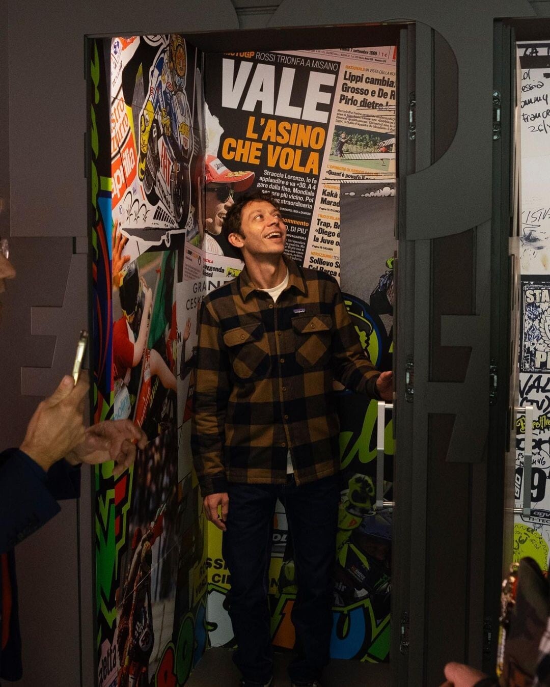 MotoGP: Valentino Rossi, inaugurato il nuovo VR46 Store a Tavullia