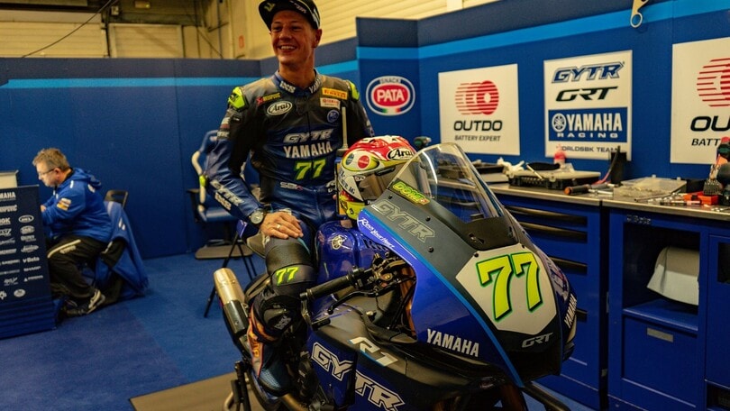 SBK: le prime immagini di Aegerter in sella alla R1 del team GRT