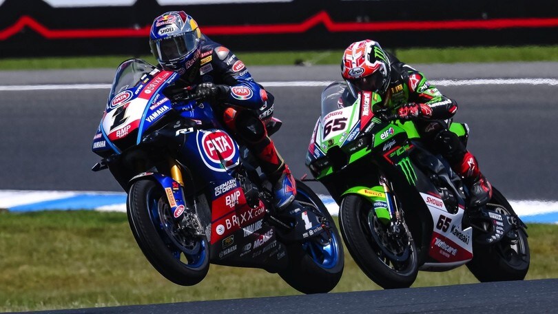 SBK, Razgatlioglu "soffia" l'elettronico di fiducia a Rea