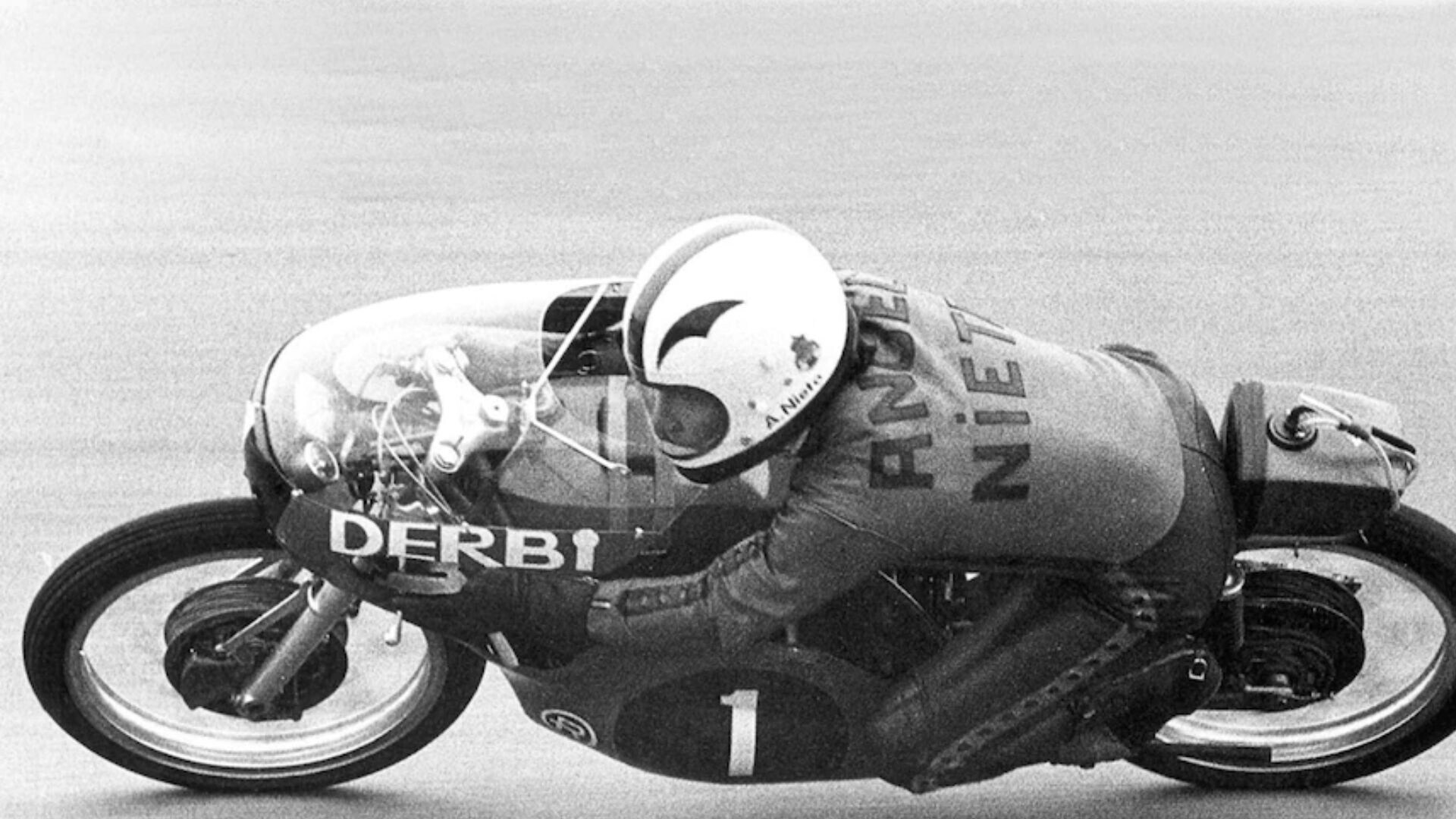 MotoGP: i piloti più vincenti della storia, svettano due italiani