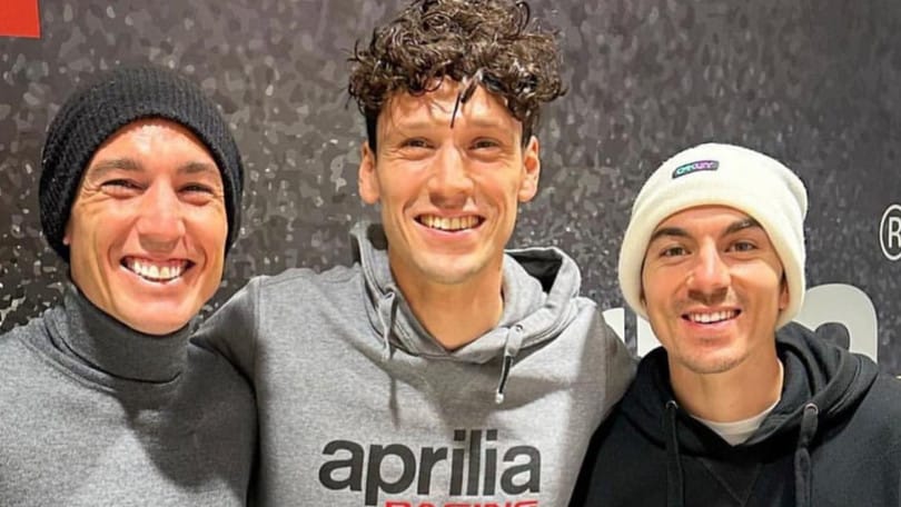Aleix Espargaro, Max Biaggi e Vinales si sfidano sui kart