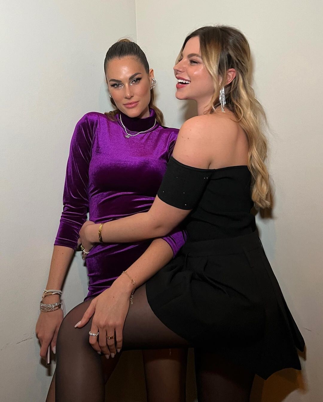 Valentino Rossi: l'abito hot di Francesca Sofia Novello per Capodanno 2023