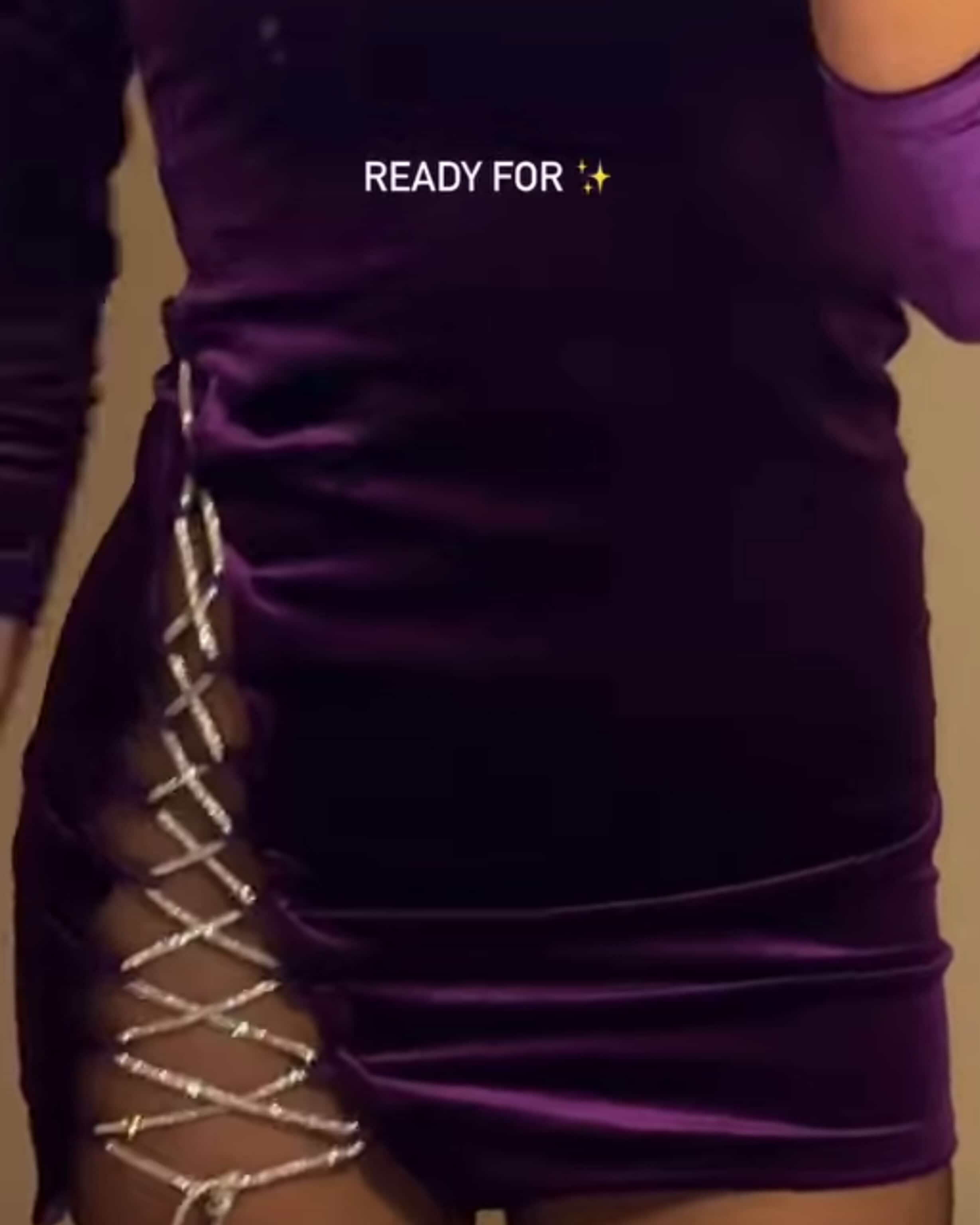 Valentino Rossi: l'abito hot di Francesca Sofia Novello per Capodanno 2023