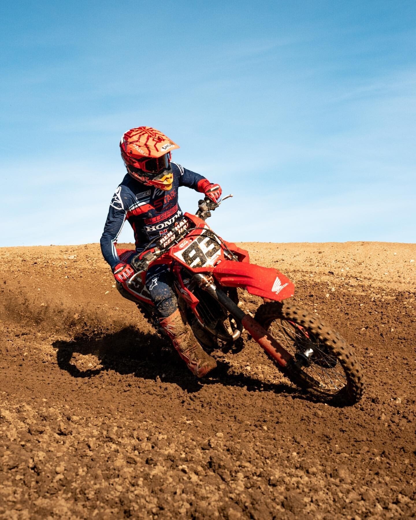 Marc Marquez e Alex Marcquez si allenano insieme in motocross - FOTO