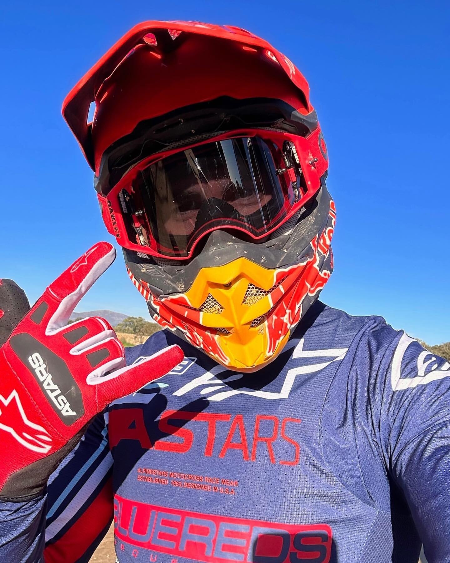 Marc Marquez e Alex Marcquez si allenano insieme in motocross - FOTO