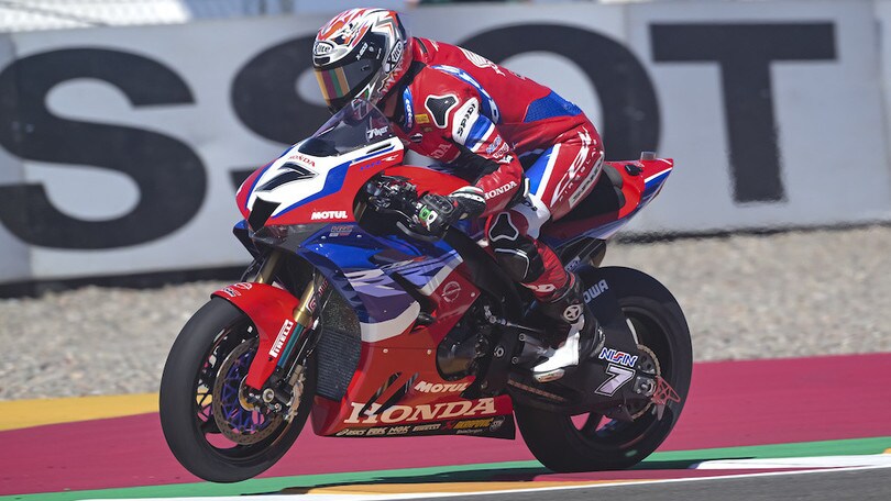 SBK, Honda CBR1000RR-R: la bella che balla, troppo