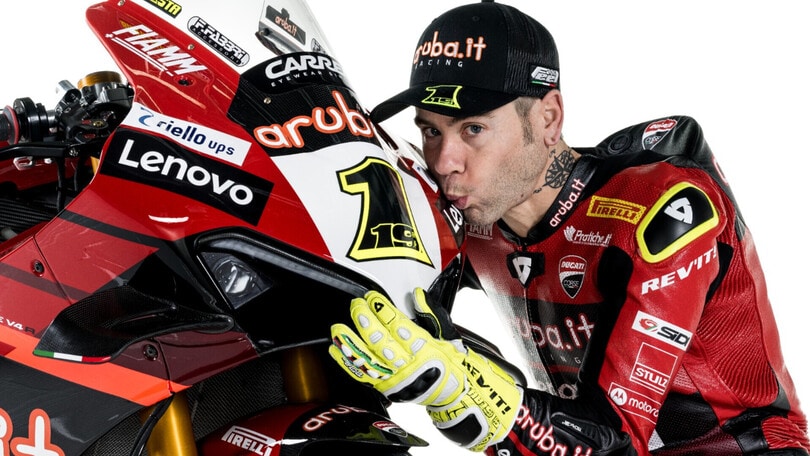 SBK: le foto della Ducati di Alvaro Bautista con il numero 1