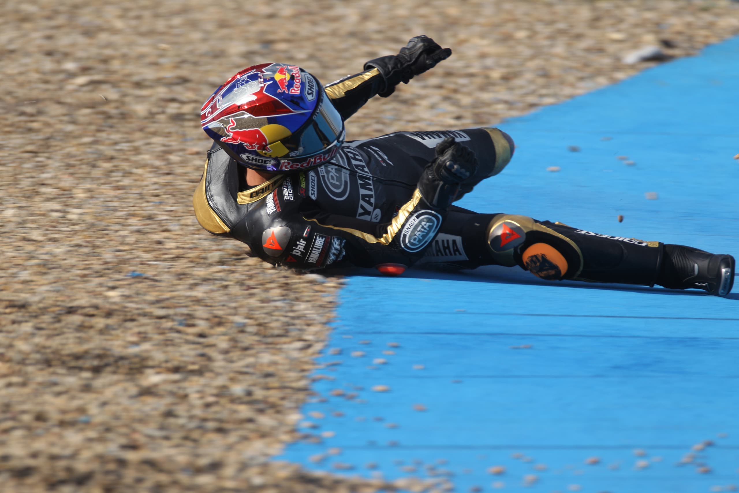 SBK, test Jerez: le foto della caduta di Razgatlioglu