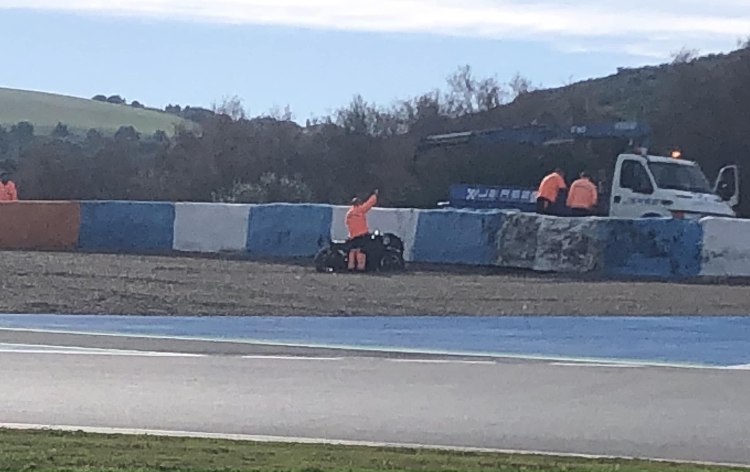SBK, test Jerez: inizia con una caduta il day 2 di Razgatlioglu