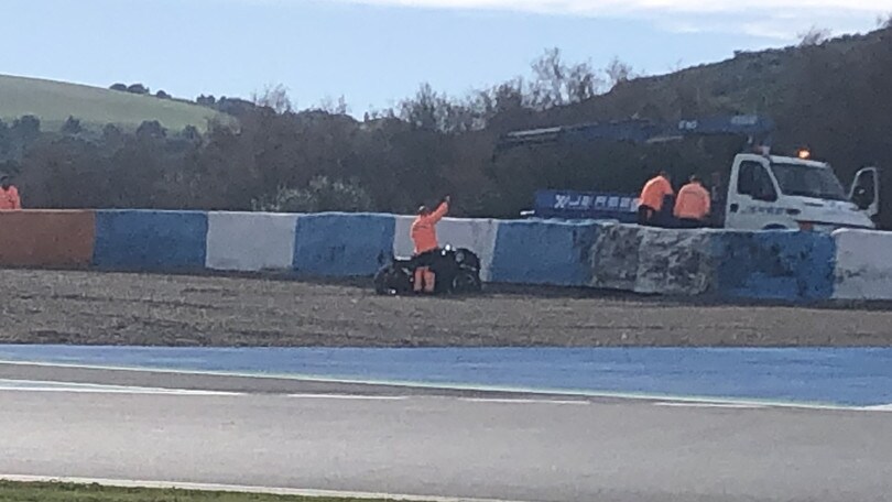 SBK, test Jerez: inizia con una caduta il day 2 di Razgatlioglu