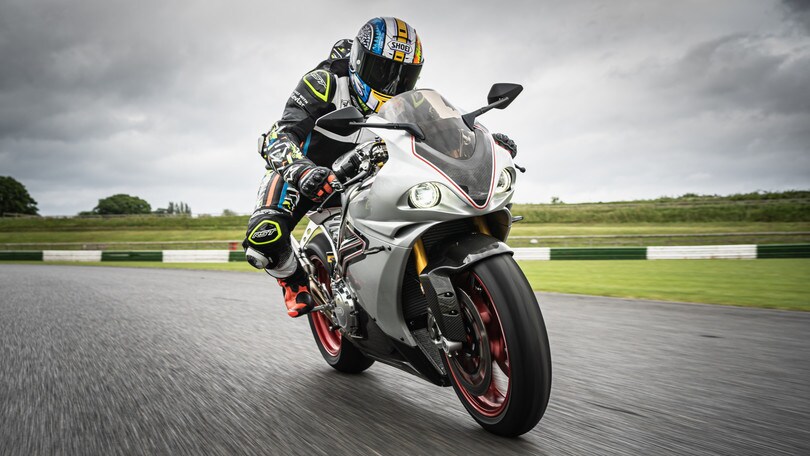 The Test: VS4V, nuova linfa per la Norton