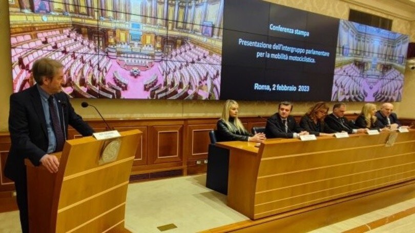 FMI in Senato a sostegno dell'utenza a due ruote
