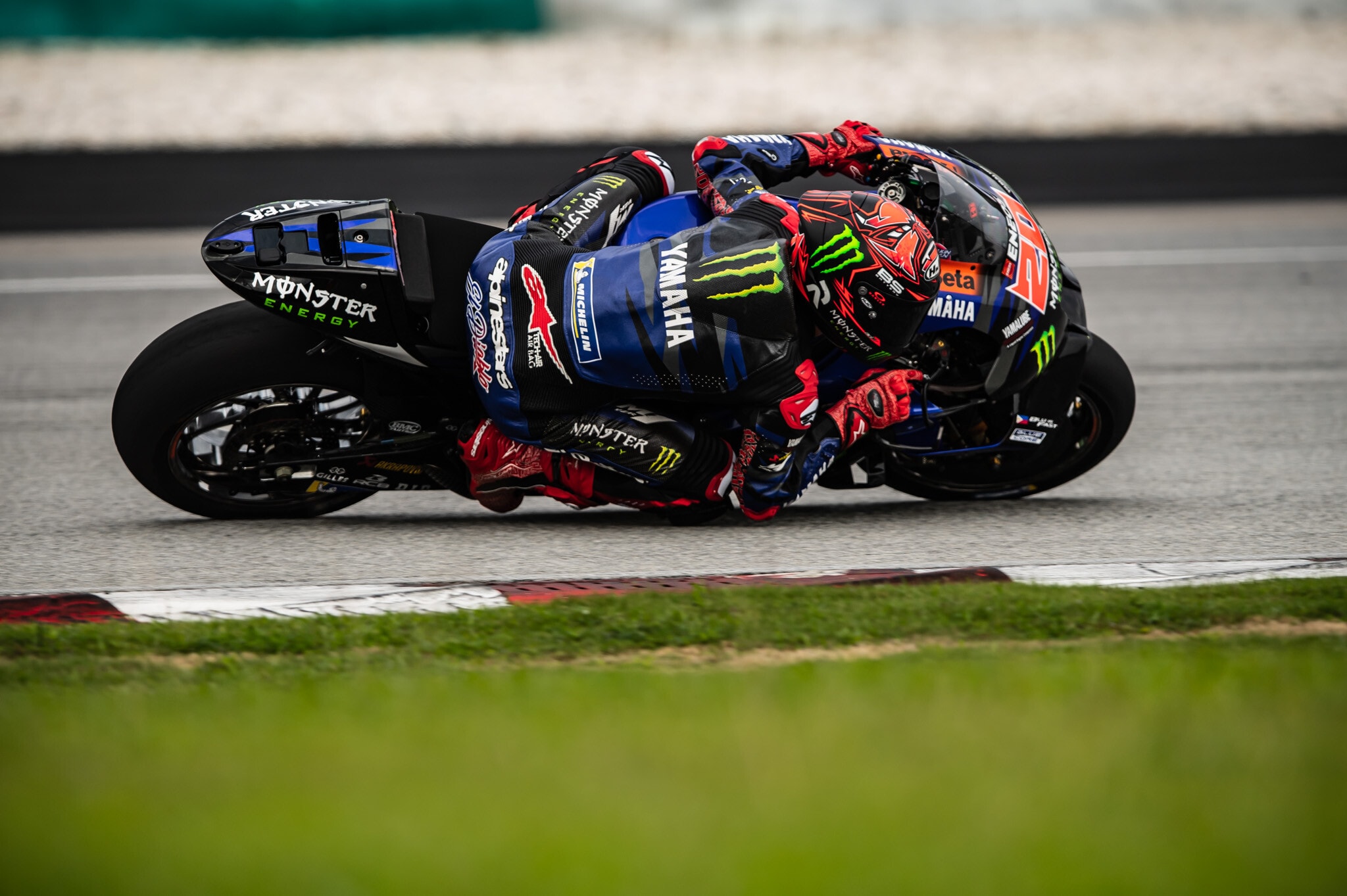 MotoGP, test Sepang day 1: le foto dei piloti in azione