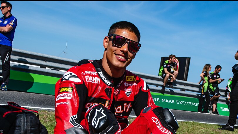 SBK Phillip Island: Rinaldi sorride al termine della FP2