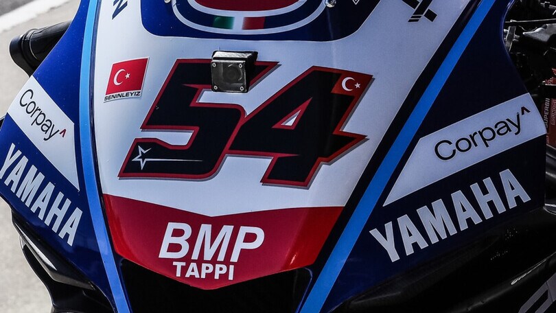 SBK: il gesto di Razgatlioglu (e non solo) che commuove la Turchia