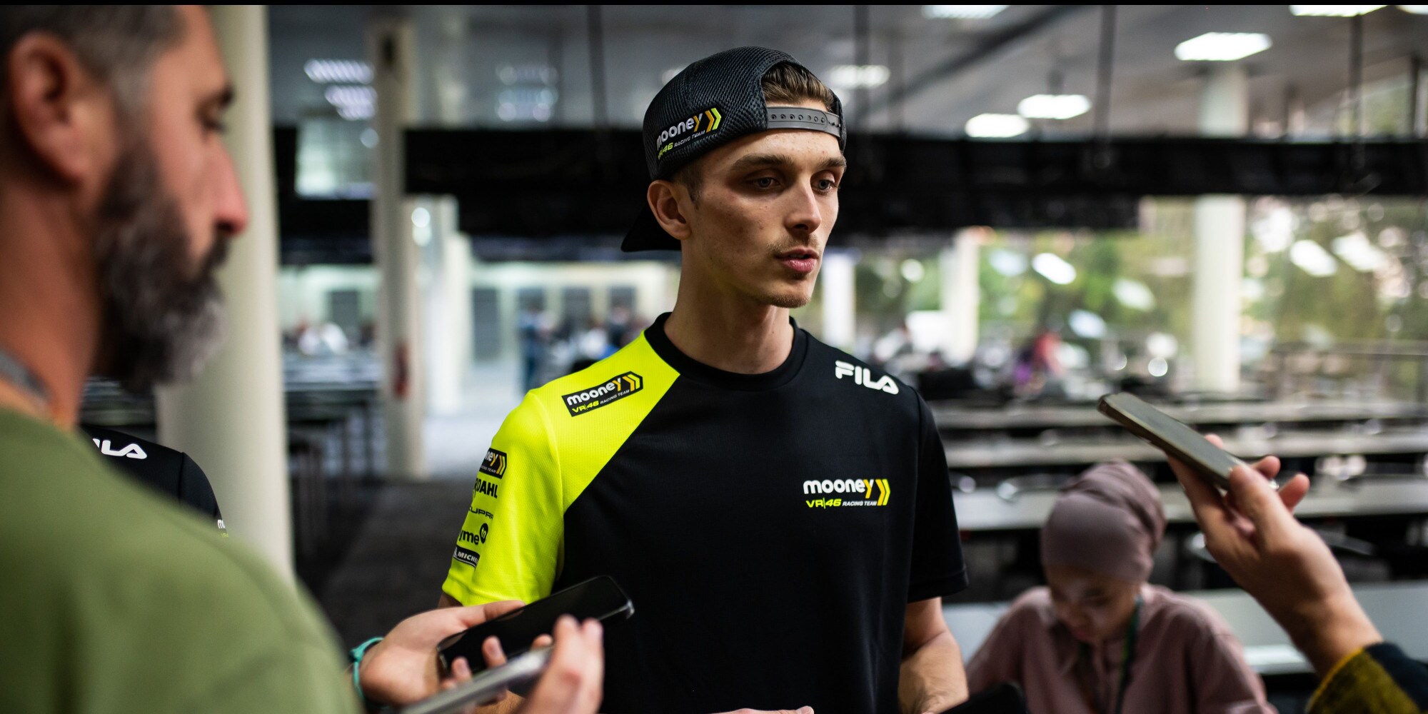 MotoGP, Marini non vuole sapere niente di cosa fanno sulla moto nel box