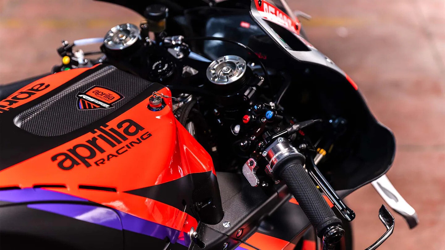 MotoGP: ecco l'Aprilia RS-GP di Aleix Espargaro e Maverick Vinales