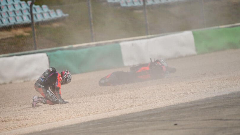MotoGP Test Portimao: Aleix Espargaro, la sequenza della rovinosa caduta