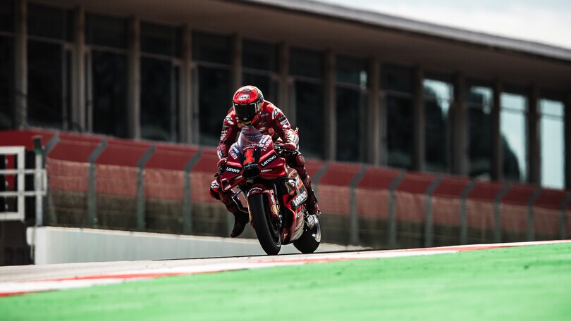 MotoGP: le foto di metà giornata del test a Portimao