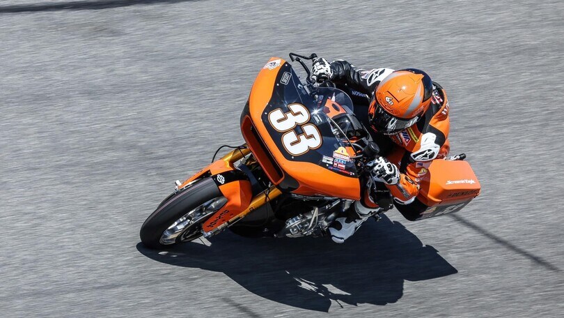 King of the Baggers: a 300 all'ora sulle Harley... con le valigie