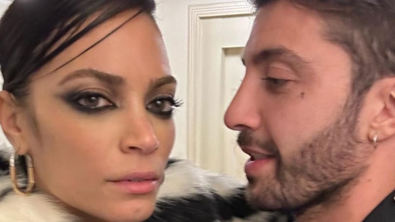 Andrea Iannone: un'auto di lusso per Elodie, ma lei non può usarla