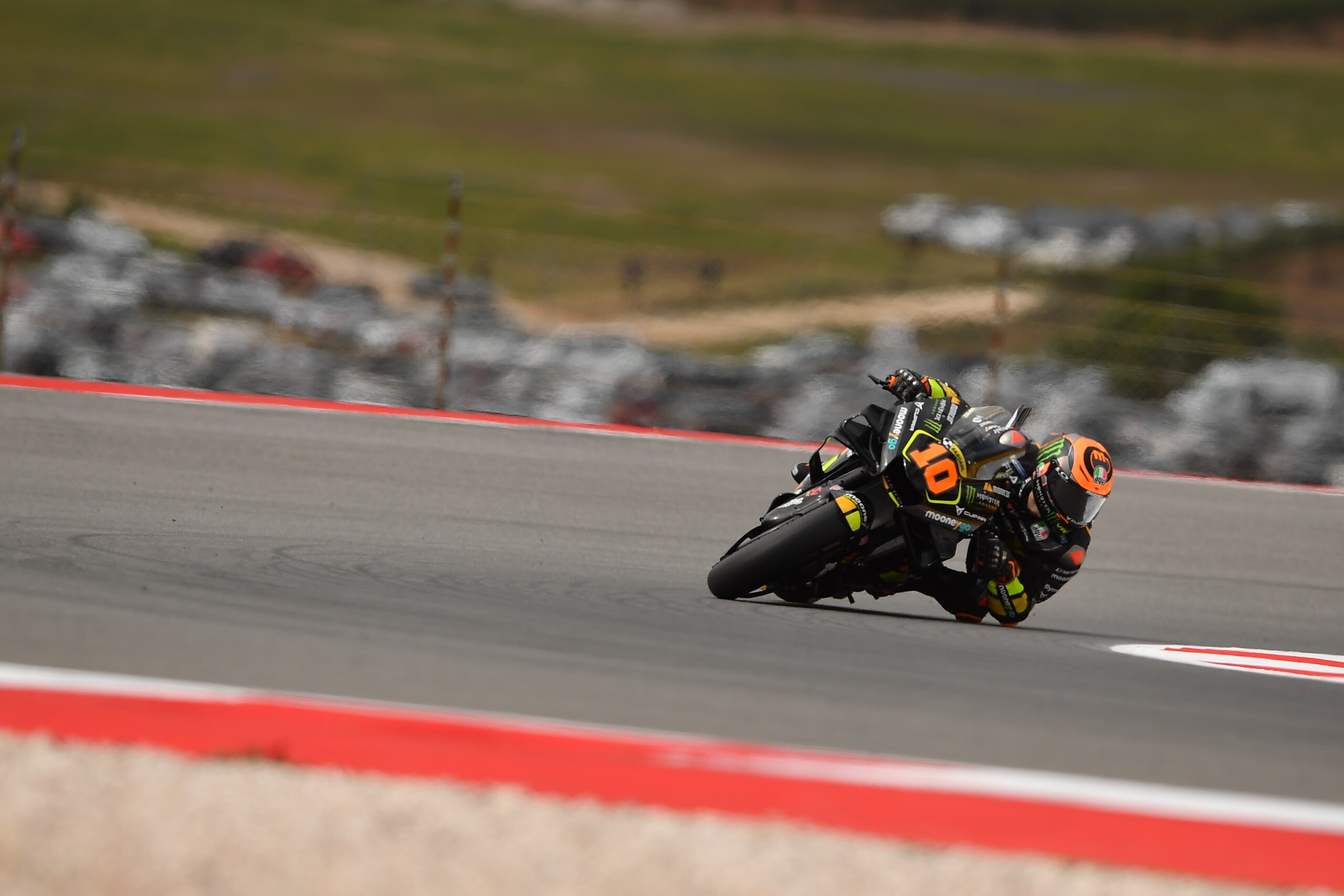 MotoGP Prove libere GP Portogallo: le foto più emozionanti