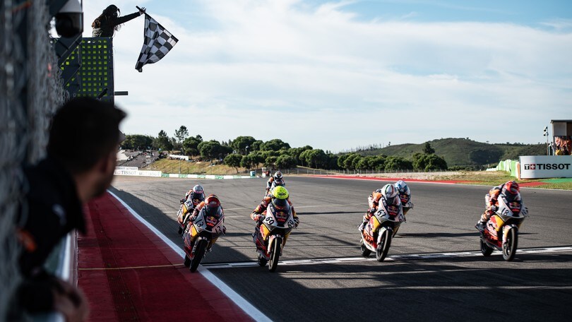 Rookies Cup: weekend-capolavoro di Angel Piqueras a Portimao
