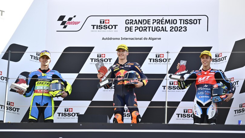 Gara Moto3, Holgado vince la prima gara a Portimao su Munoz. Settimo Nepa