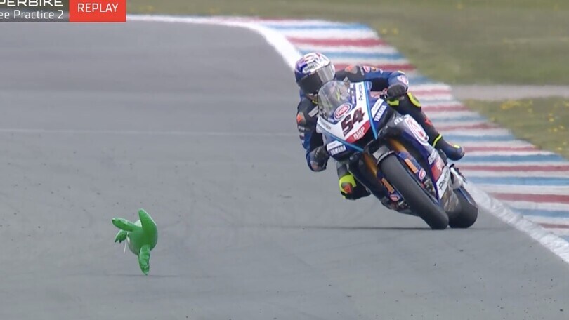 SBK, Assen: Razgatlioglu rischia la caduta per un... coccodrillo