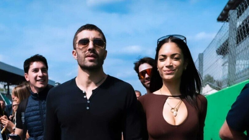 Andrea Iannone ed Elodie, eccoli a Monza per Valentino Rossi