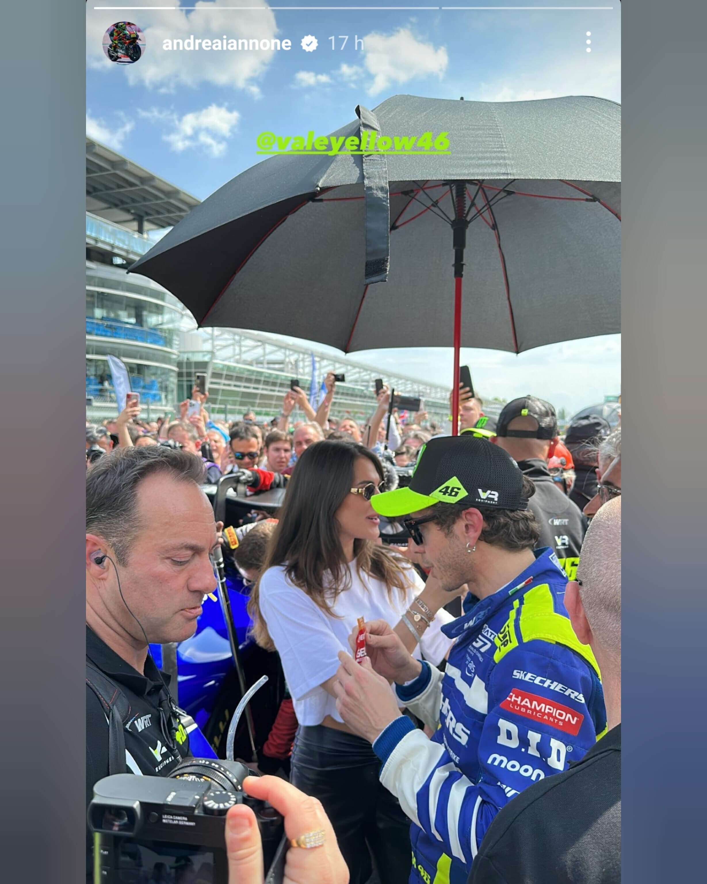 Andrea Iannone ed Elodie, eccoli a Monza per Valentino Rossi