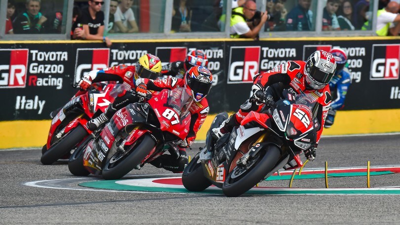 CIV Misano, SBK: Delbianco guida la caccia al numero 1 di Pirro