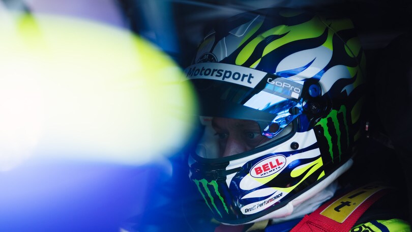 Valentino Rossi, la BMW lo fa tornare in MotoGP: ecco come