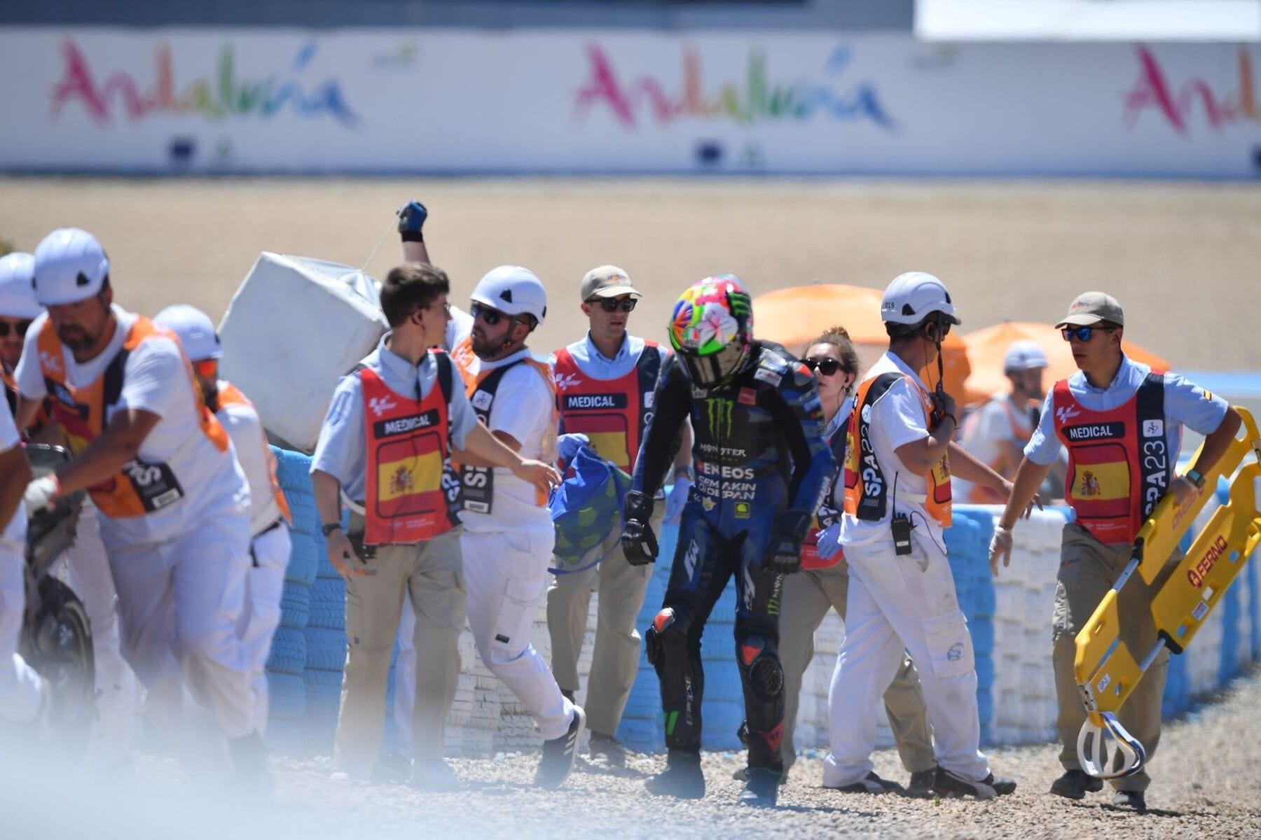 MotoGP Jerez, incidente al via della Sprint: le foto