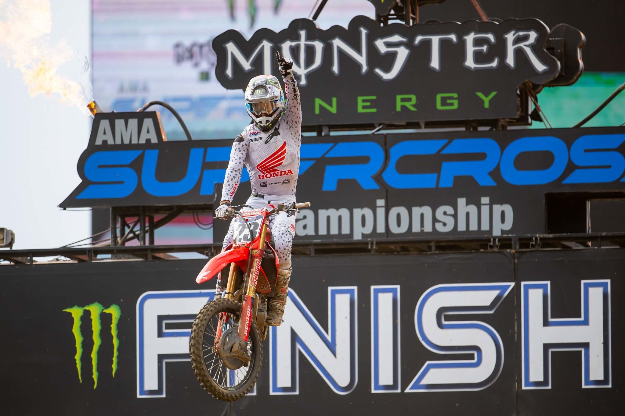 450SX: Tomac a un passo dal titolo