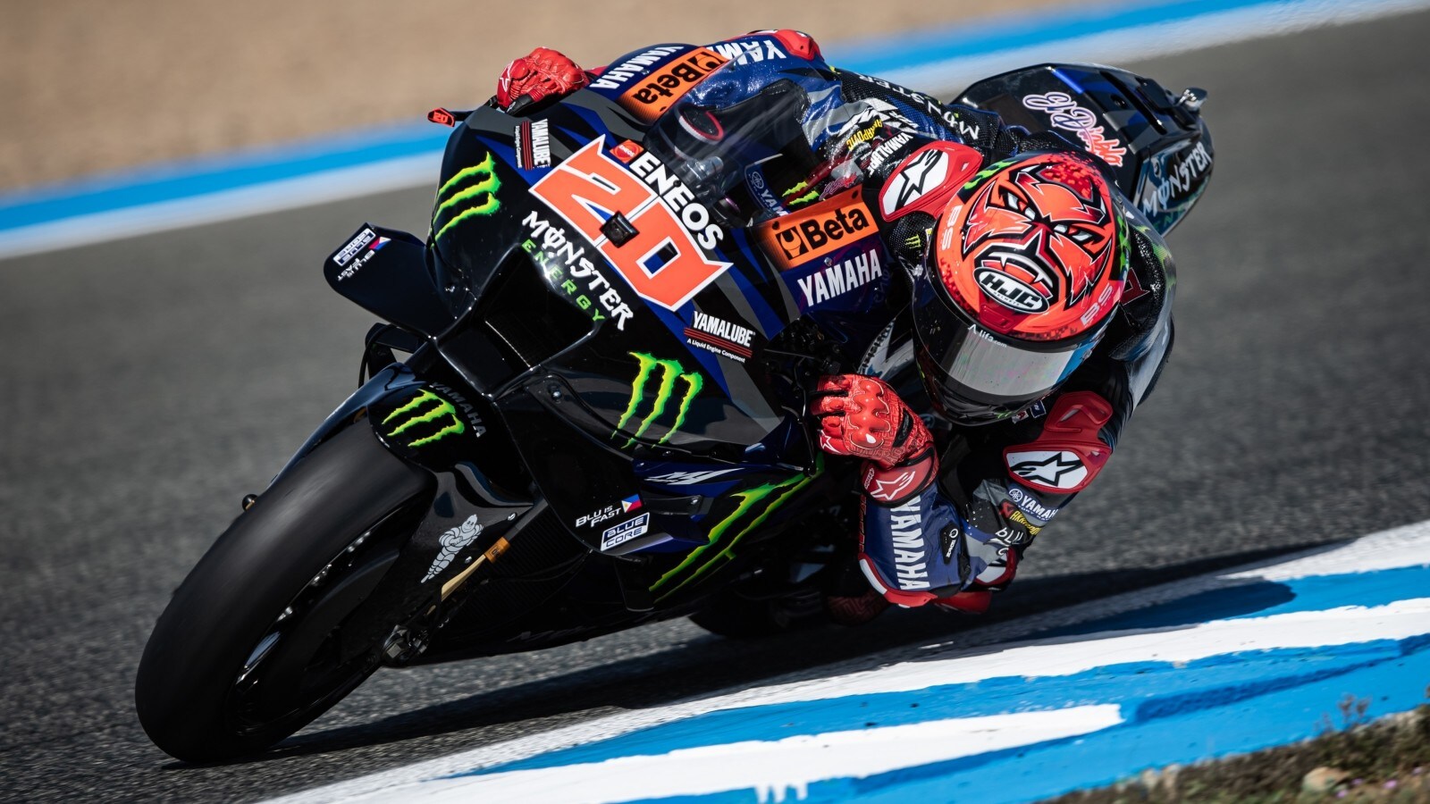 MotoGP, test Jerez: il maratoneta Quartararo guida il gruppo, 6° Marini