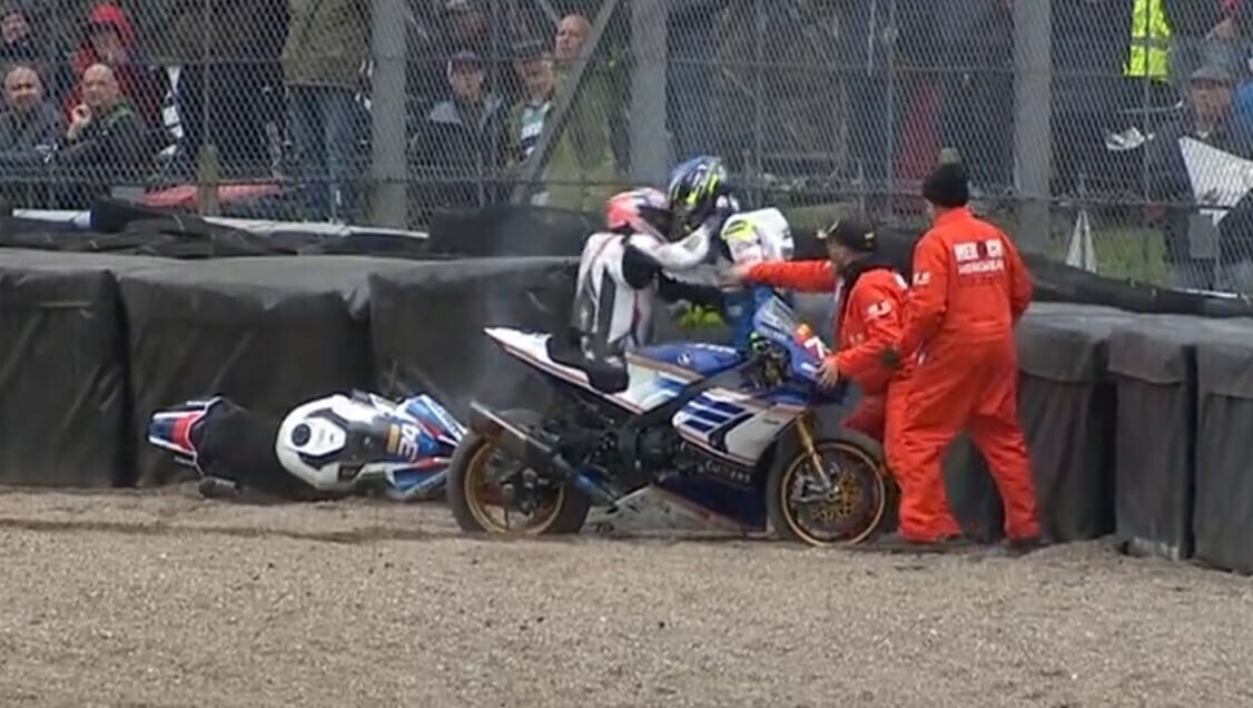 Rissa tra i piloti nella via di fuga: clamoroso a Oulton Park
