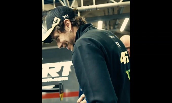 Valentino Rossi, la sua ultima trovata: una BMW GT col manubrio