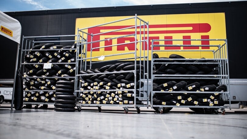SBK, ufficiale: Pirelli fornitore unico sino al 2026