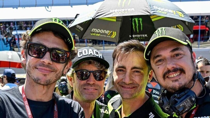 Valentino Rossi torna in MotoGP: le foto del grande ritorno