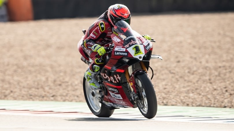 SBK Barcellona, Ducati Aruba detta legge: Bautista 1° davanti a Rinaldi