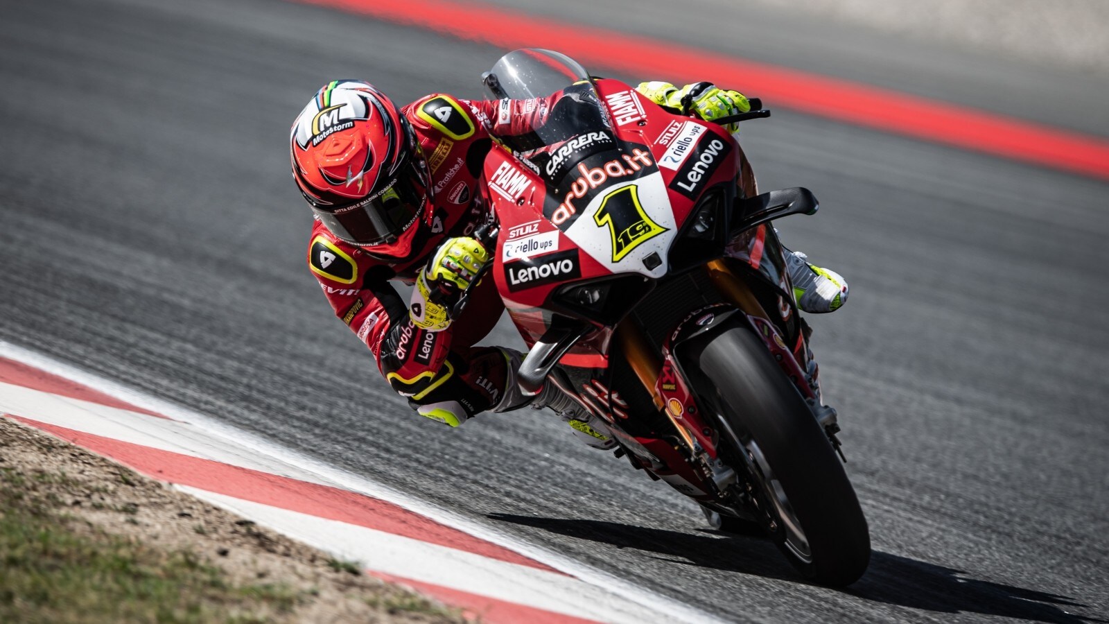 SBK Barcellona: Bautista domina la Superpole, 4° Rinaldi