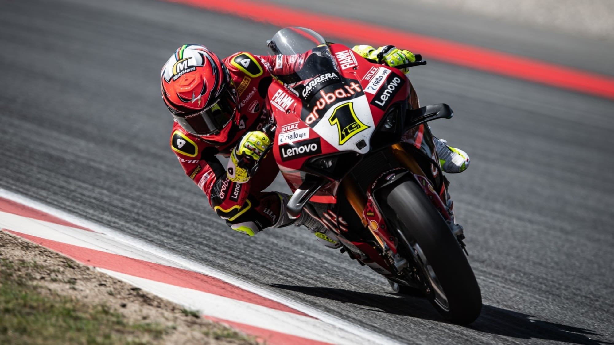 SBK Barcellona: Bautista domina la Superpole, 4° Rinaldi